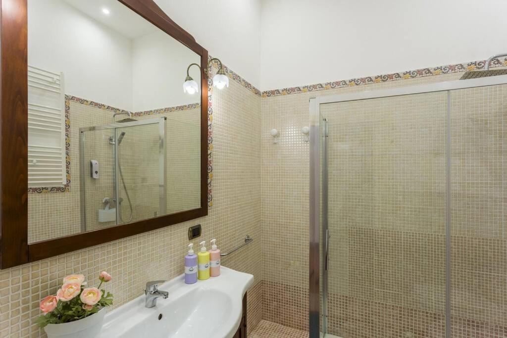 Dimora Donna Vittoria Appartement Bari Buitenkant foto